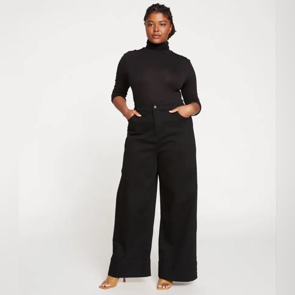 NWT Universal Standard Carrie High Rise Wide Leg Jeans
Black $138 usd Stretch